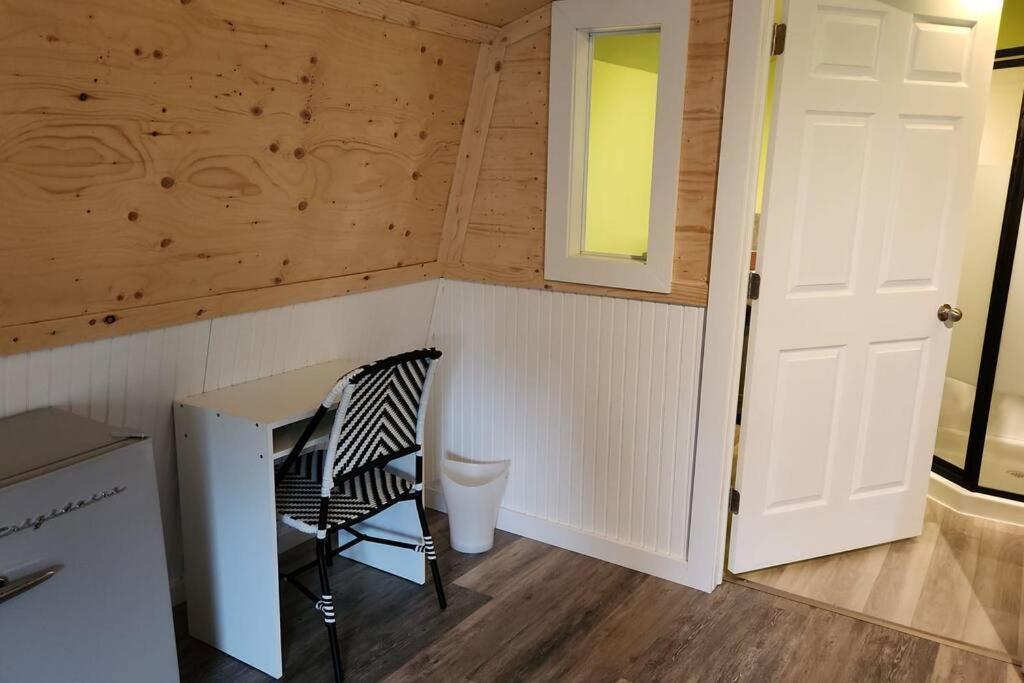 Apartment Cozy Near The Ocean Guysborough